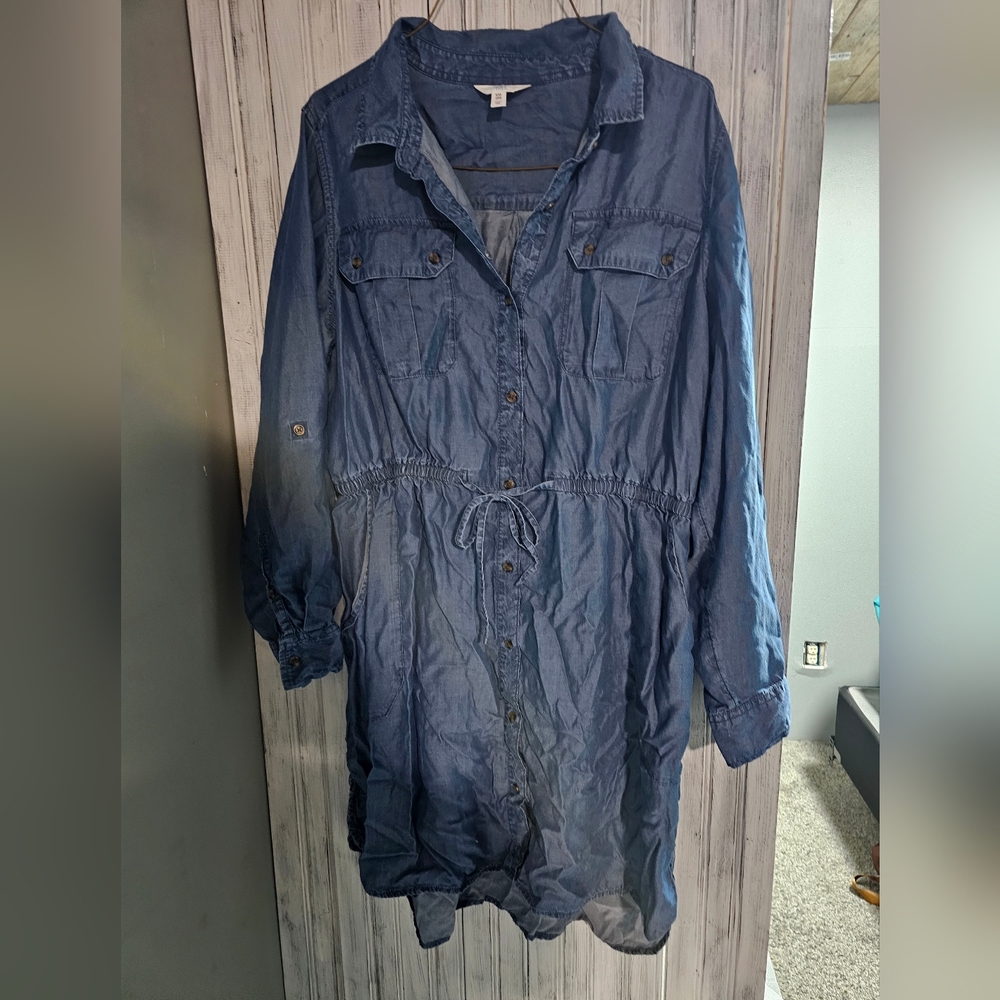 Time and Tru Blue Midi Dress